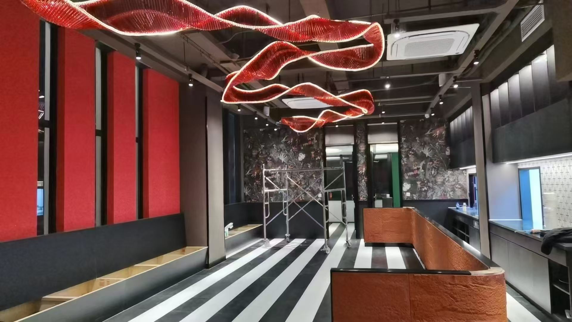 Modern Design Luxury Decorative Hotel Lobby Fringed Chandelier Ceiling Light Glass Tube Ceiling Lamp